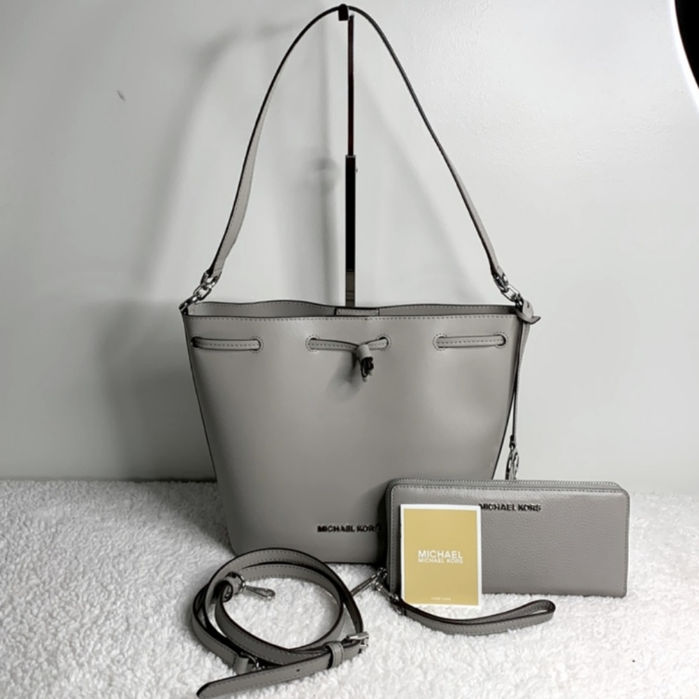 NWOT MICHAEL KORS TOTE/CROSSBODY AND MATCHING WALLET SUMMER GREY - Picture 1 of 8